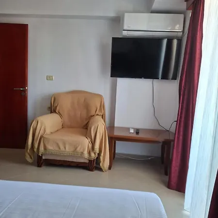 Noel & Lea Апартаменты