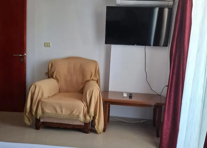 Noel & Lea Apartment